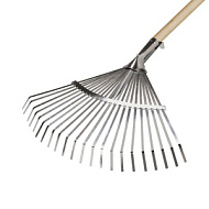 О9611ф Грабли Веерные 22-зубые пластинчатые усиленные раздвижные цинк с черенком `Урожайная сотка`