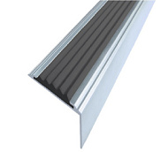 Угол-порог противоскол. алюм. 40х14 мм, с ЧЕРНОЙ резиновой вставкой, длинна 1,8м